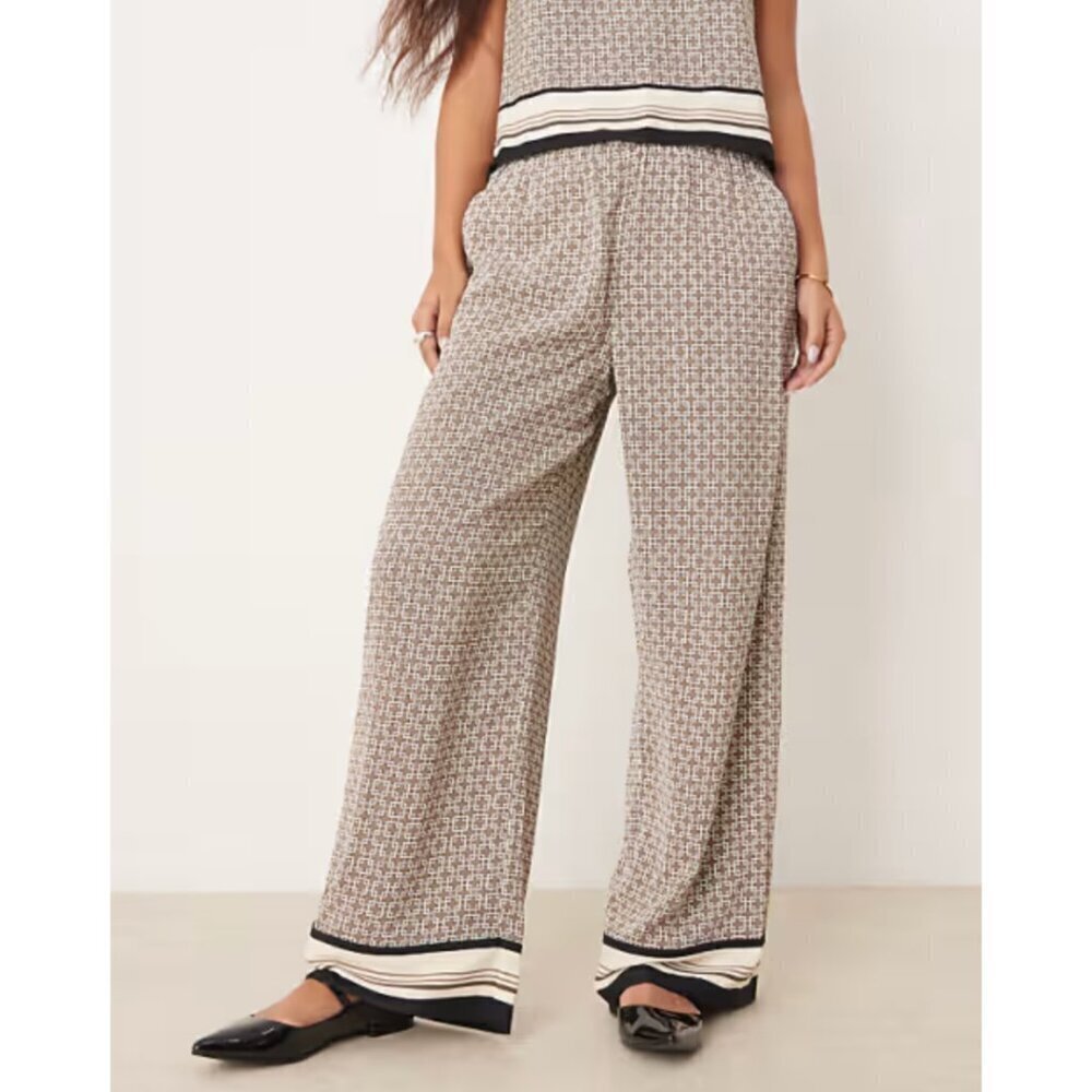 ✨ Abercrombie Fitch Satin Wide Leg Trousers Pull On Pant Brown Beige